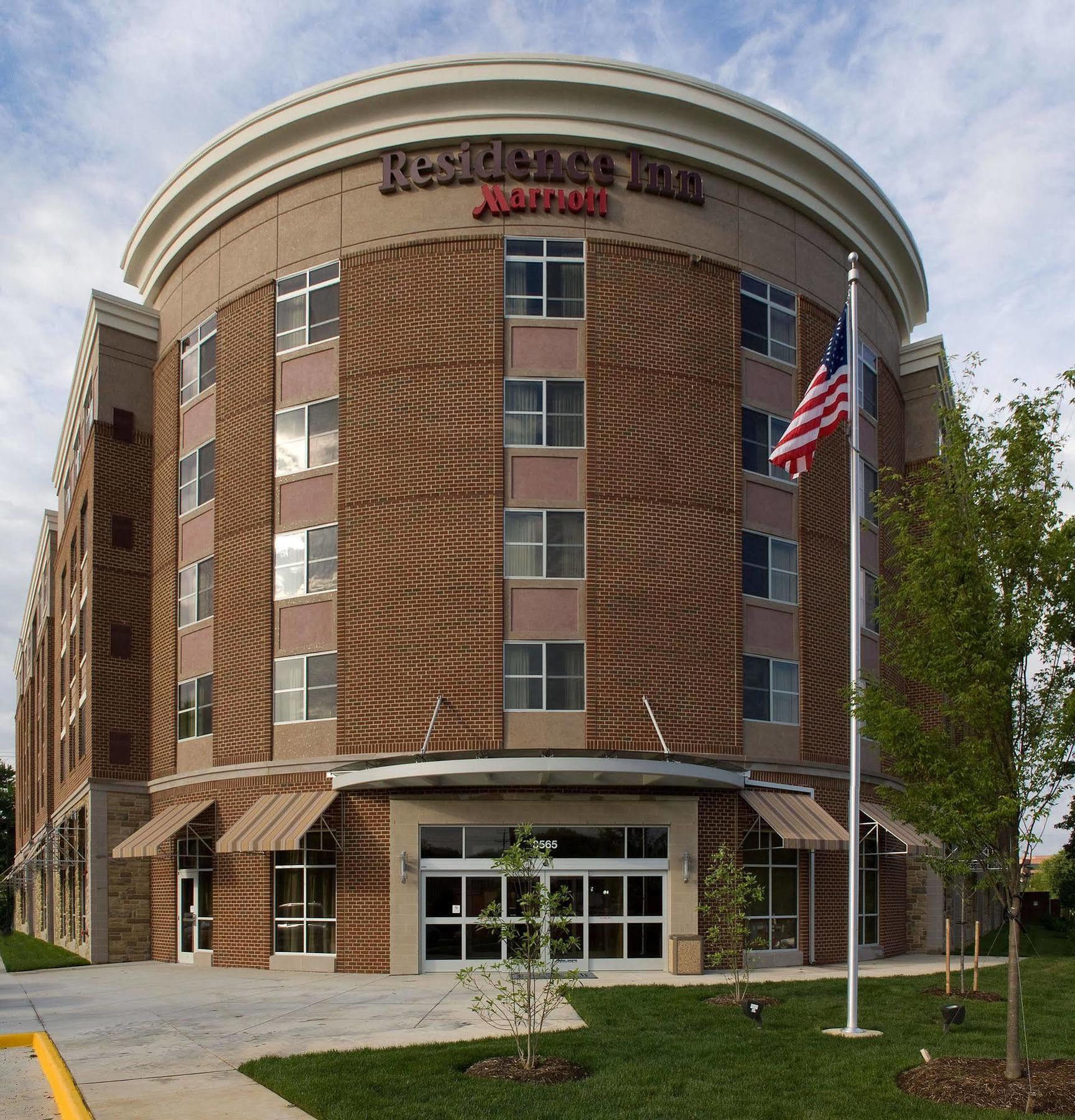 Hotel By Marriott 3*