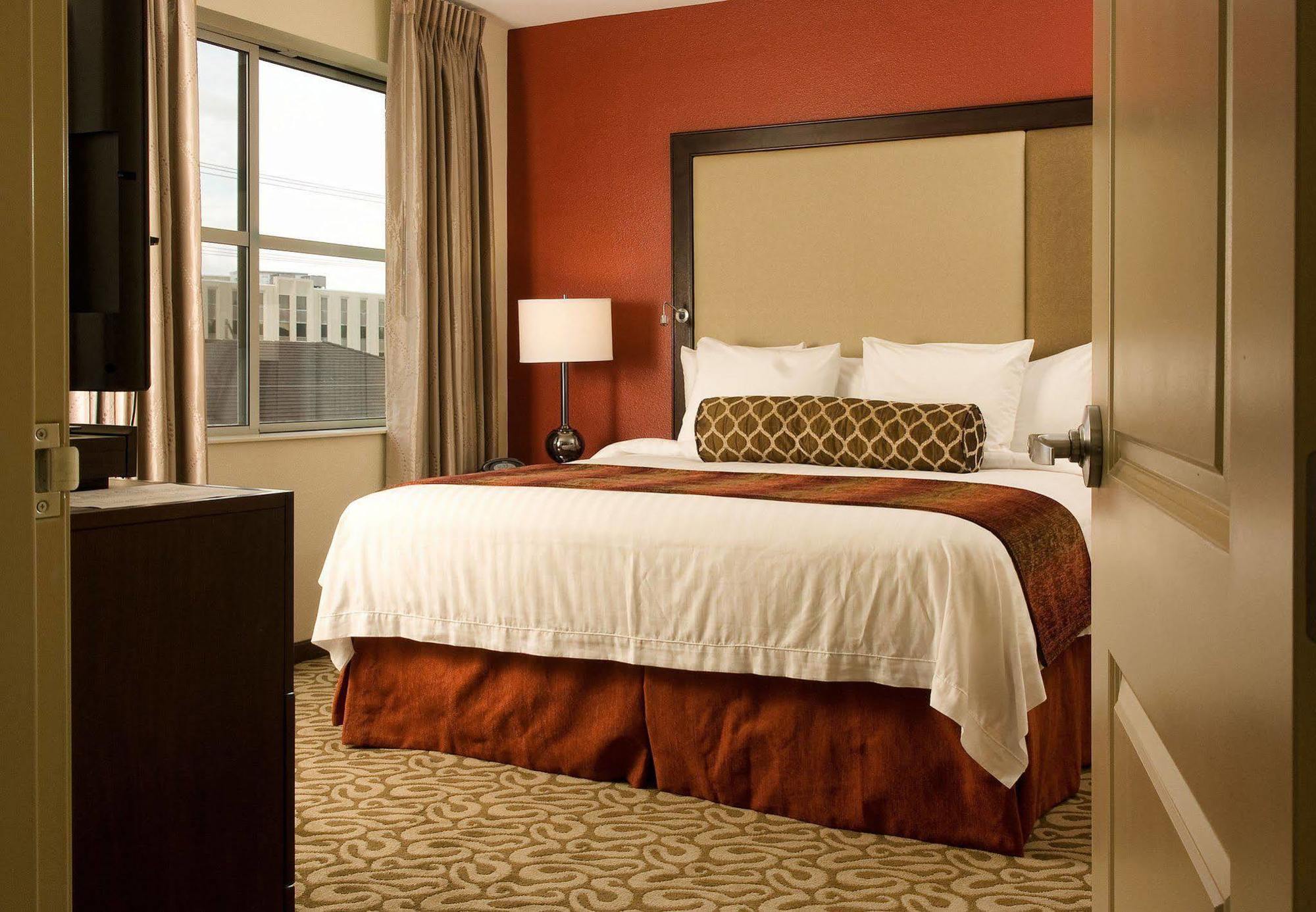 By Marriott Hotel